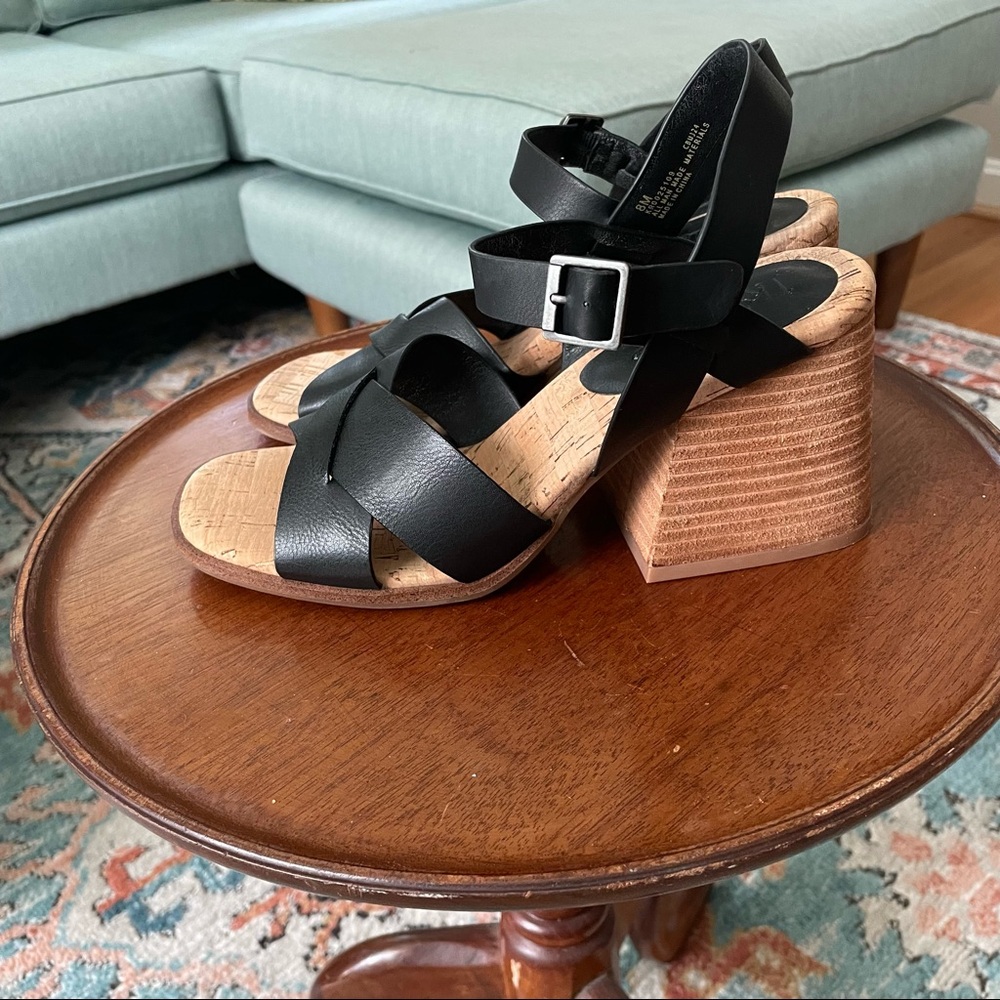 Kork Ease block heel sandal